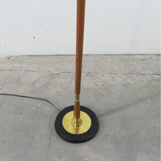 Image 1 of Vintage teakhouten vloerlamp met gelakt ijzer en messing voet, Frankrijk 1950