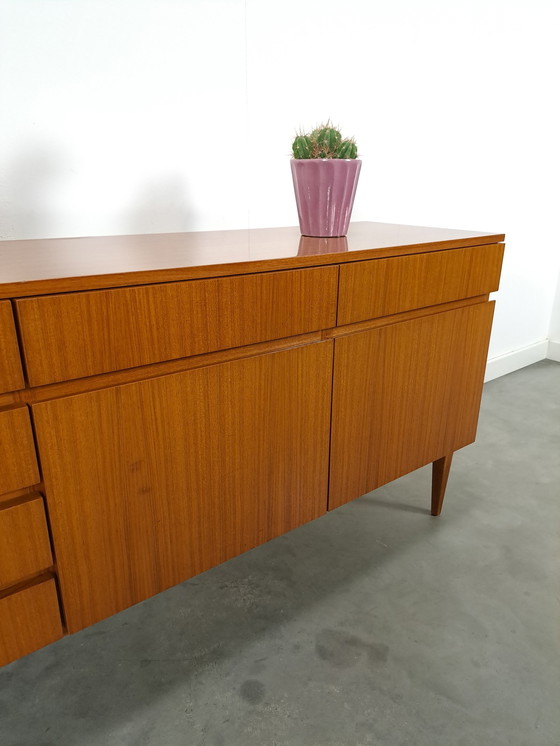 Image 1 of Teak Fineer Dressoir Barkast Met Lades En Klepdeuren