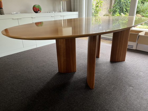 Image 1 of Arco Eetkamertafel En Leolux Stoelen