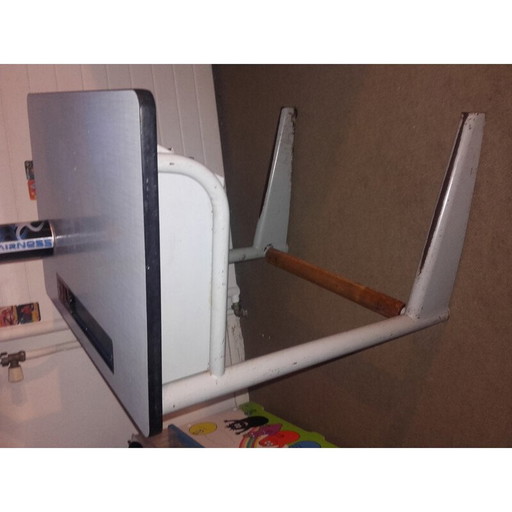 Vintage kinderbureau met houten stoel, 1960