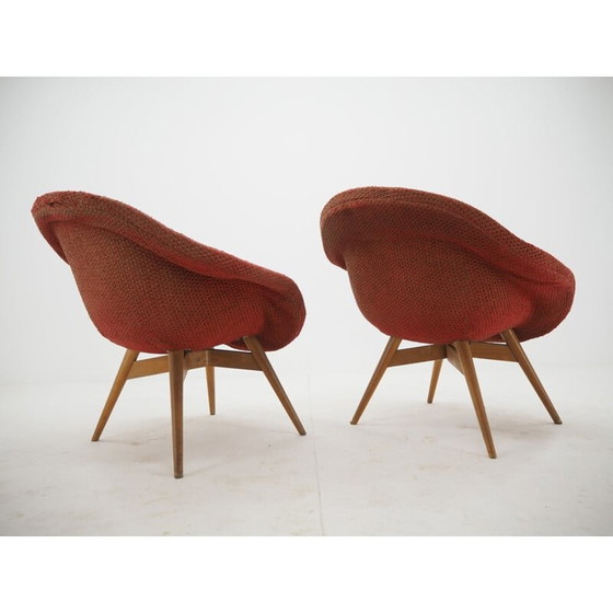 Image 1 of Paar vintage fauteuils in hout en synthetische schapenvacht van Miroslav Navratil, Tsjecho-Slowakije 1960