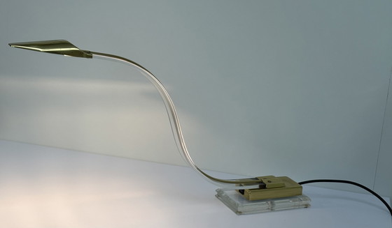 Image 1 of Vintage Plexiglass Slang Tafellamp Goud Lucite Cobra Messing
