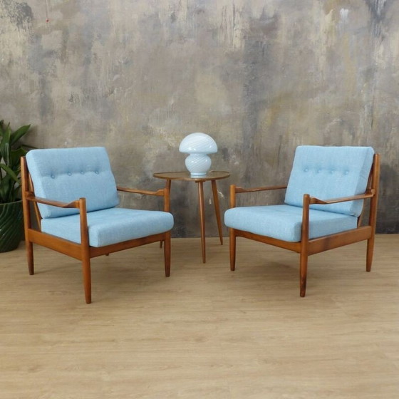 Image 1 of Paar vintage lichtblauwe fauteuils, Scandinavisch 1950