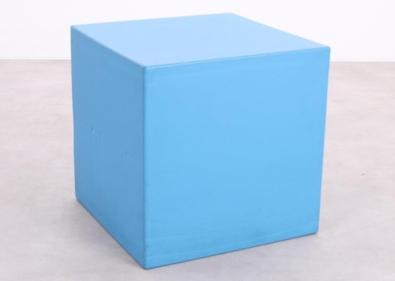 Image 1 of Sixinch poef blauw