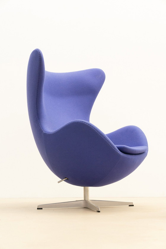 Image 1 of Egg Stoel Van Arne Jacobsen Voor Fritz Hansen, 2014