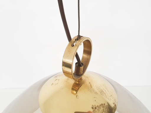 Mid-eeuwse hanglamp van gerookt glas en messing