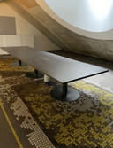 Grote design vergadertafel