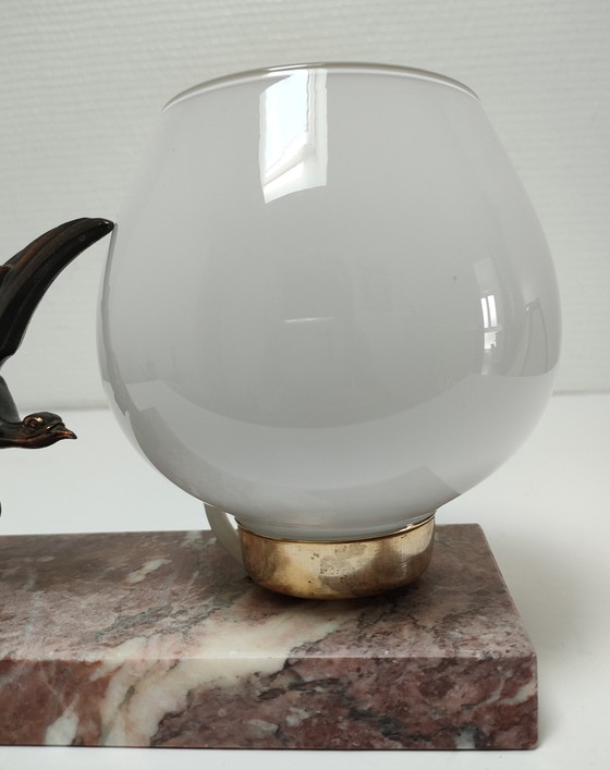 Image 1 of Vintage Opaline Marmeren Vogel Lamp