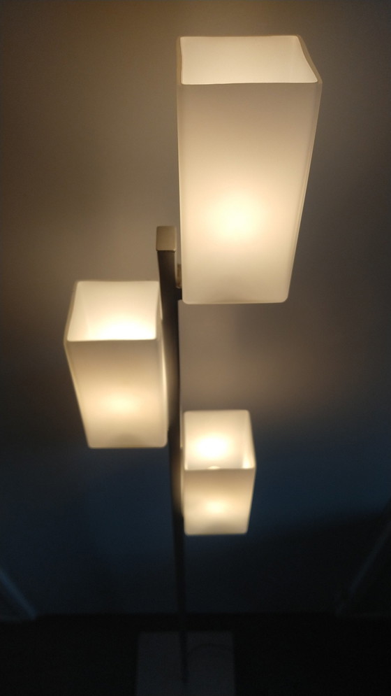 Image 1 of Vloerlamp Met Vierkante Melkglazen Kapjes