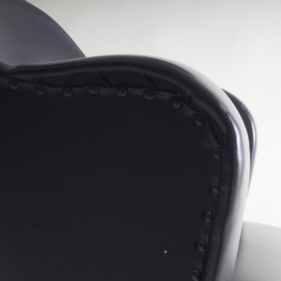 Image 1 of Vintage zwarte fauteuil