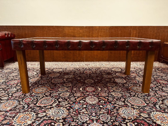 Image 1 of The Chesterfield Brand Eettafel met Eettafelstoelen