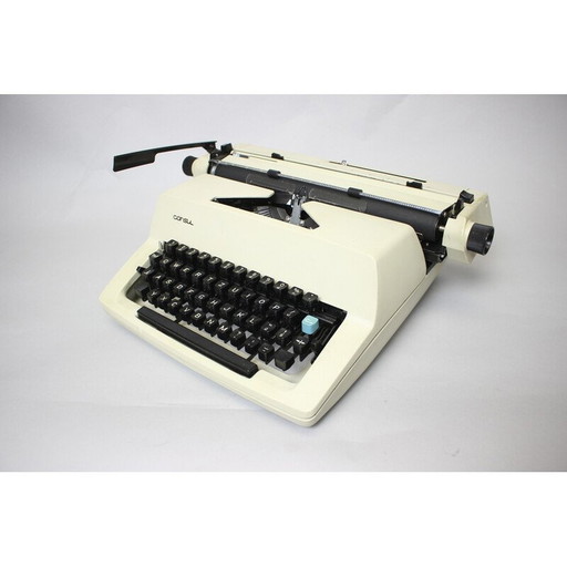 Vintage typemachine model 2226, Tsjecho-Slowakije jaren 1965