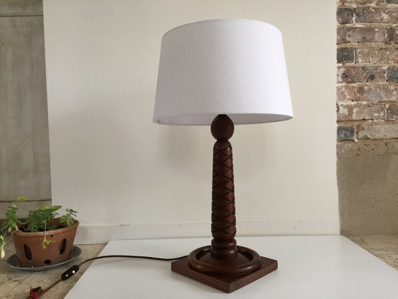 Image 1 of Art Deco Gesneden Rozenhouten Lamp