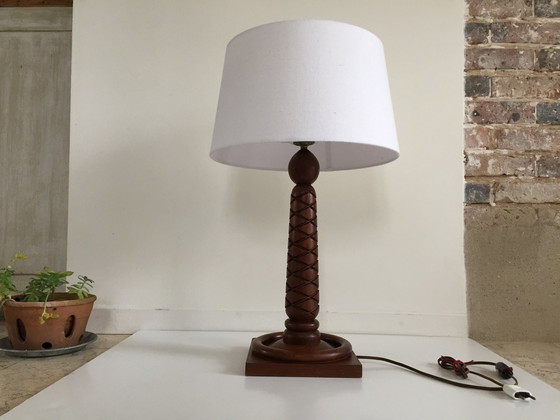 Image 1 of Art Deco Gesneden Rozenhouten Lamp