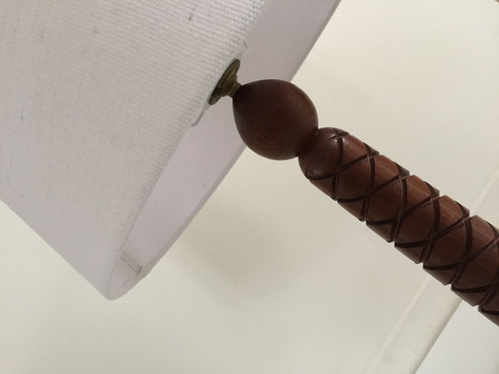 Image 1 of Art Deco Gesneden Rozenhouten Lamp