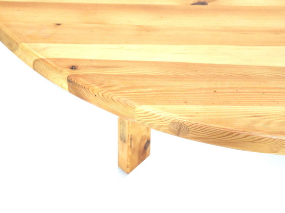 Image 1 of Grote ronde vintage grenen eettafel Model RW152 ontworpen door Roland Wilhelmsson voor Karl Andersson & Söner