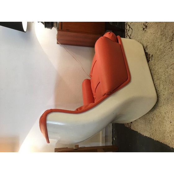 Image 1 of Vintage fauteuil "Orchid" in glasvezel en oranje skai van Michel Cadestin voor Airborne