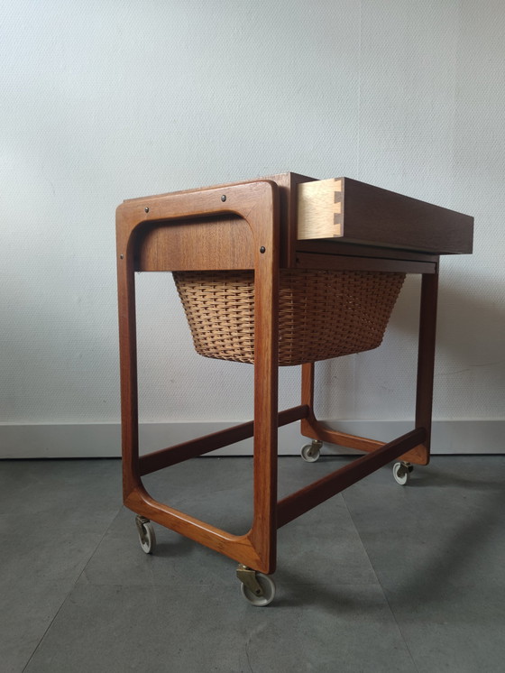 Image 1 of Vintage Deense bijzettafel/trolley in teak