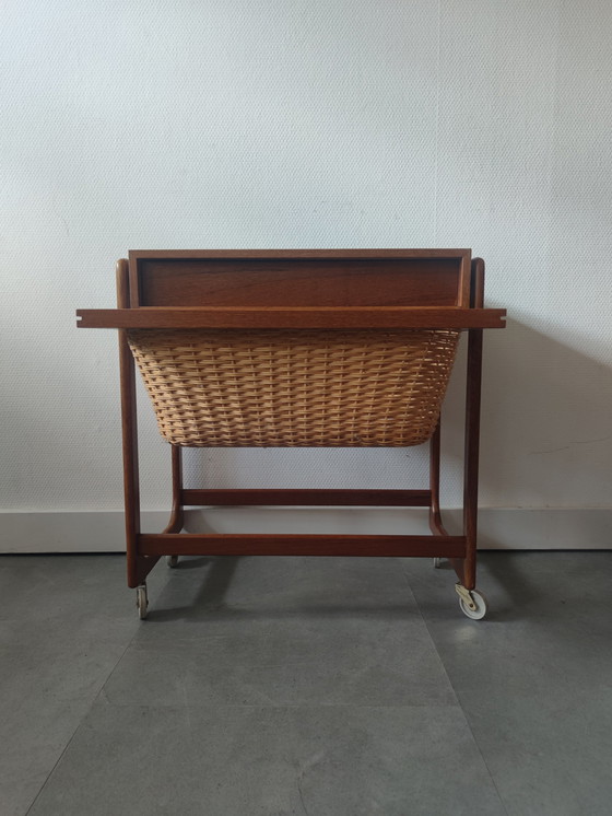 Image 1 of Vintage Deense bijzettafel/trolley in teak