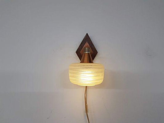 Image 1 of Deense glazen en koperen wandlamp