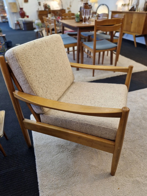 Image 1 of Vintage Fauteuil 70S Beige  Boucle