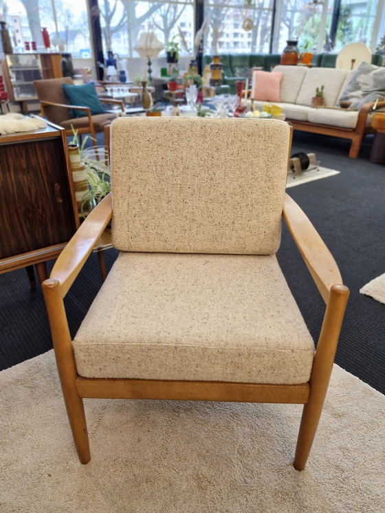 Image 1 of Vintage Fauteuil 70S Beige  Boucle