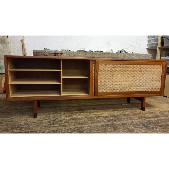 Image 1 of Vintage teakhouten dressoir van Hans Wegner voor Ry Möbler