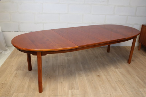 Vintage ovale tafel met 2 verlengstukken 1960 Zweden