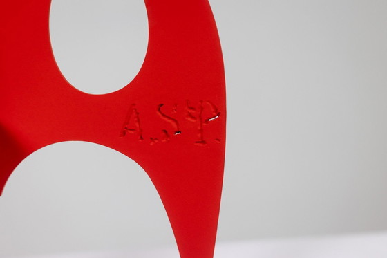 Image 1 of Antonine De Saint Pierre. Beeldhouwwerk "Anna", rood. Hedendaags.