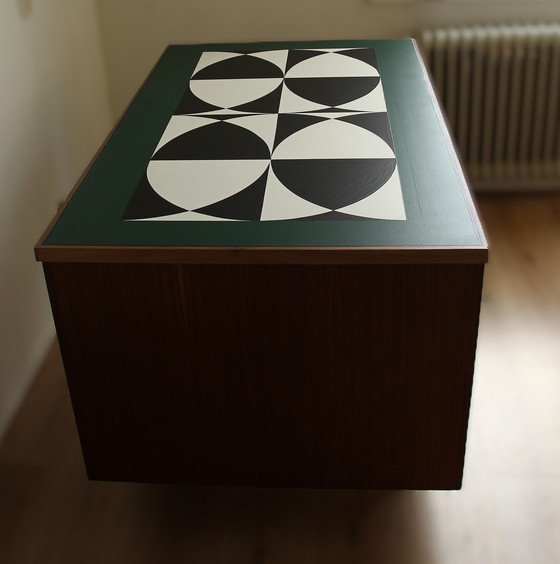 Image 1 of Philips Bureau met handgeschilderd geometrisch patroon