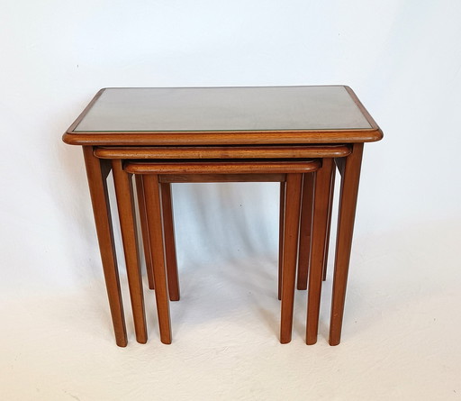 3x Vintage nest tafels