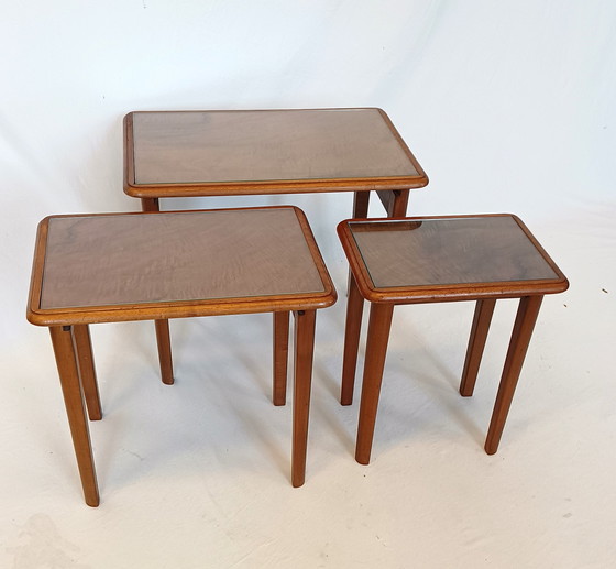 Image 1 of 3x Vintage nest tafels