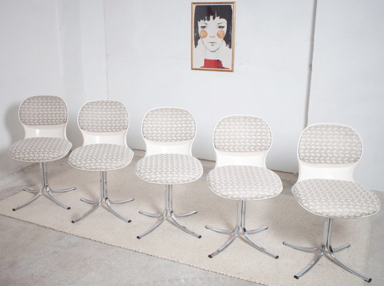 Image 1 of 5x Giroflex stoelen + Herman Miller eettafel