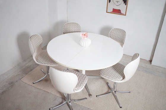 Image 1 of 5x Giroflex stoelen + Herman Miller eettafel