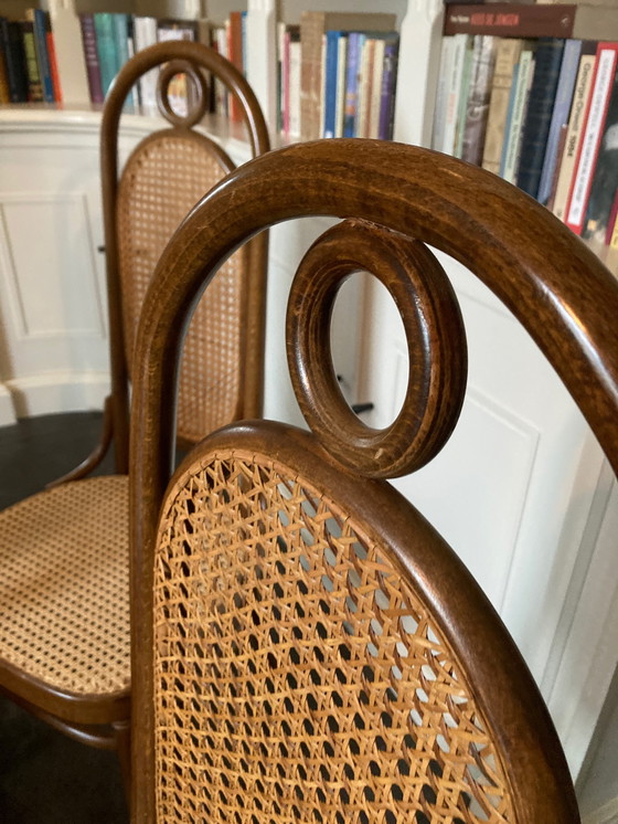 Image 1 of 6 Thonetstoel nr.5 van Michael Thonet