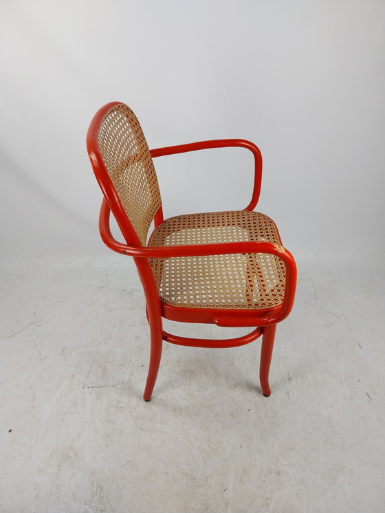 Image 1 of 1 X Thonet 811 Armstoel Door Josef Hoffmann In Originele Rode Kleur. 