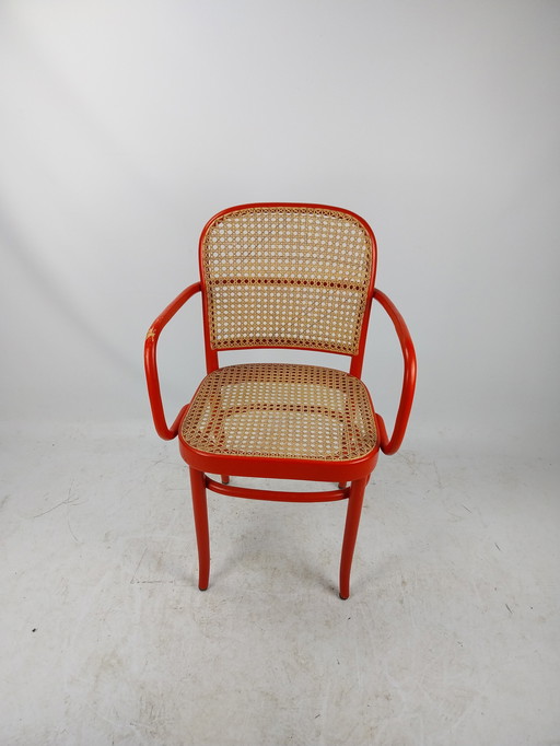 1 X Thonet 811 Armstoel Door Josef Hoffmann In Originele Rode Kleur. 