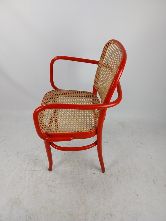 Image 1 of 1 X Thonet 811 Armstoel Door Josef Hoffmann In Originele Rode Kleur. 