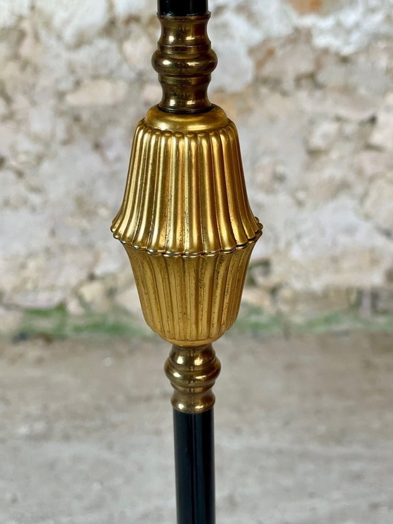 Image 1 of Vintage staande lamp met verguld messing decor op driepoot, 1960S