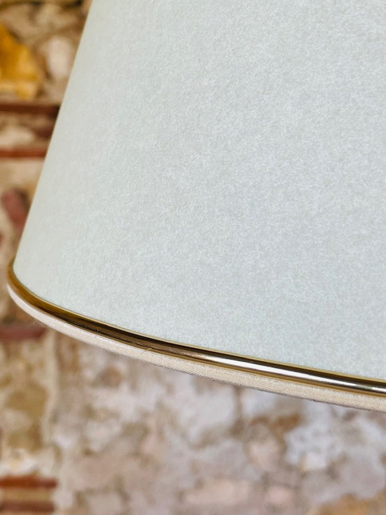 Image 1 of Vintage staande lamp met verguld messing decor op driepoot, 1960S