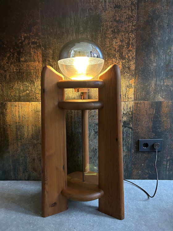 Image 1 of Brutalist eiken vloerlamp Jaren 70