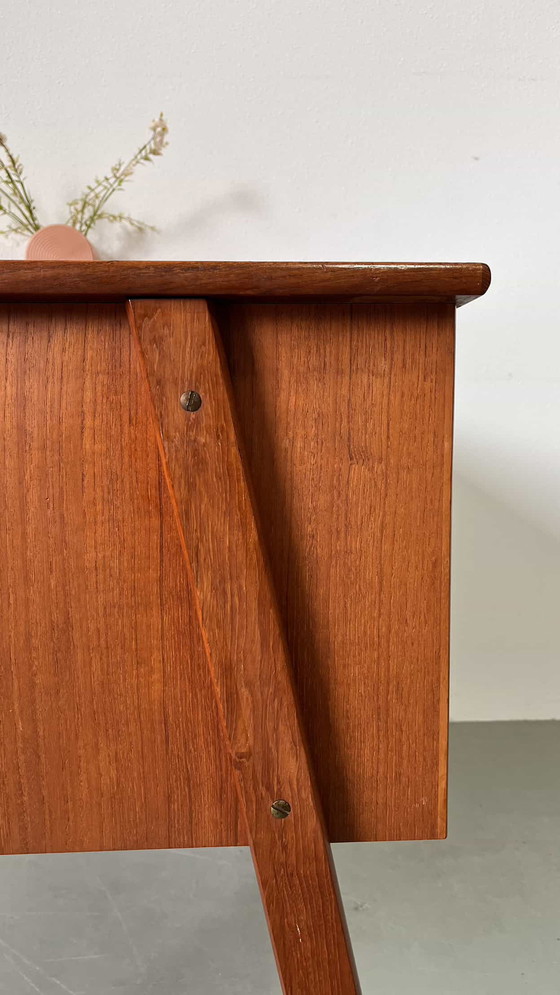 Image 1 of Vintage bureau 2 kanten 