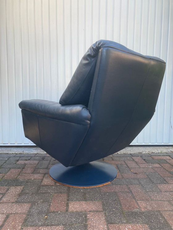 Image 1 of Lederen fauteuil van Leolux