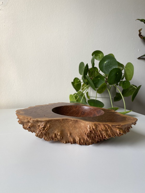 Image 1 of Esdoorn Burl Hout Sculpturale Kom Met Levende Rand