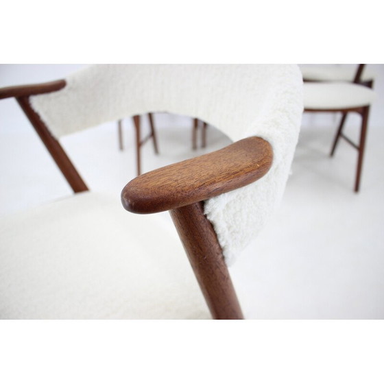 Image 1 of Set van 6 vintage model 32 eetkamerstoelen in schapenvacht en teak van Kai Kristiansen, Denemarken 1960