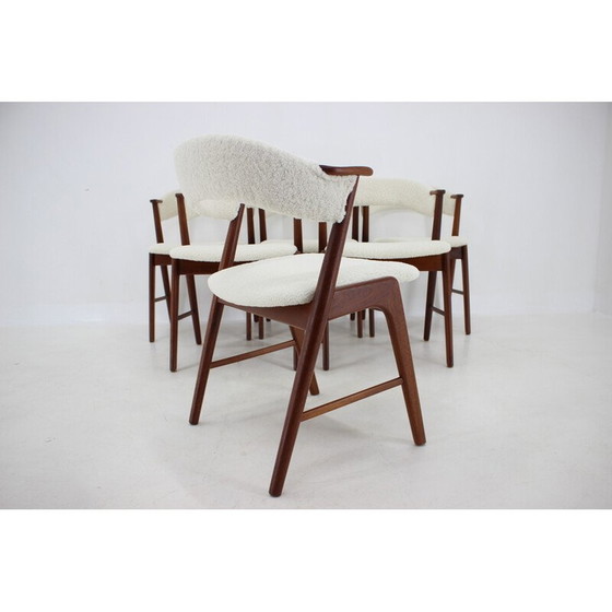 Image 1 of Set van 6 vintage model 32 eetkamerstoelen in schapenvacht en teak van Kai Kristiansen, Denemarken 1960