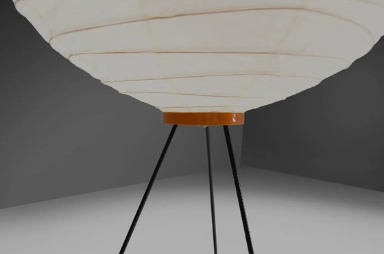 Image 1 of Ozeki Akari vloerlamp van Isamu Noguchi