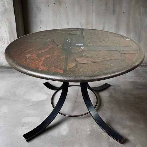 Brutalist Ronde Eetkamertafel van Paul Kingma 1980