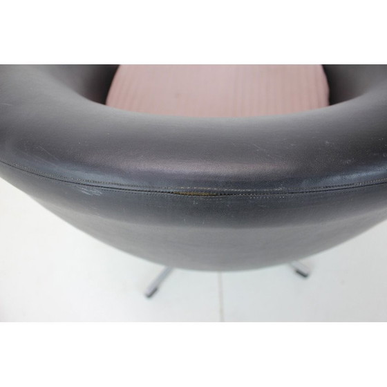 Image 1 of Vintage draaibare metalen en suède fauteuil, Tsjecho-Slowakije 1970