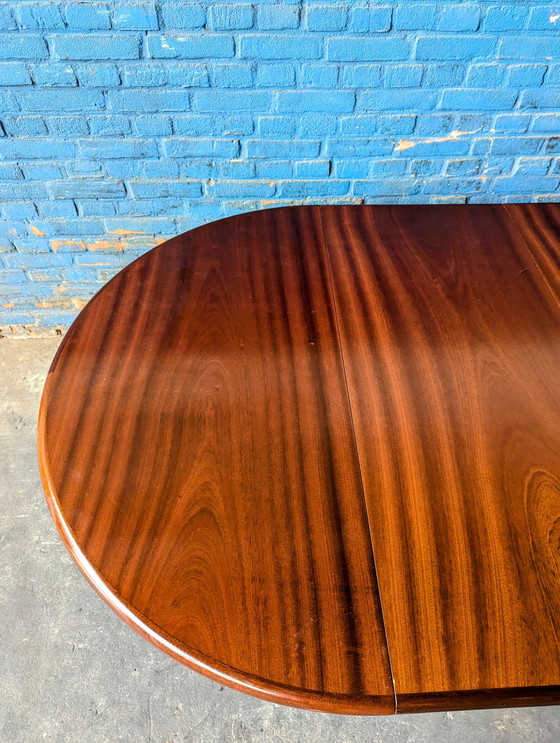 Image 1 of Vintage Eettafel Ovaal Teak Uitschuifbaar